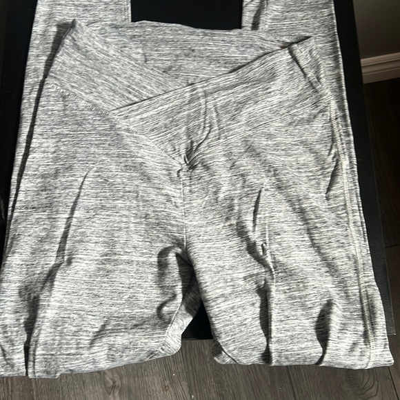 Victoria Secret leggings - Picture 1 of 2